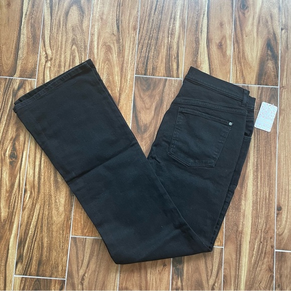 Free People NWT We the Free High Rise French Girl Black Flare Jeans Size 32 - Picture 9 of 15